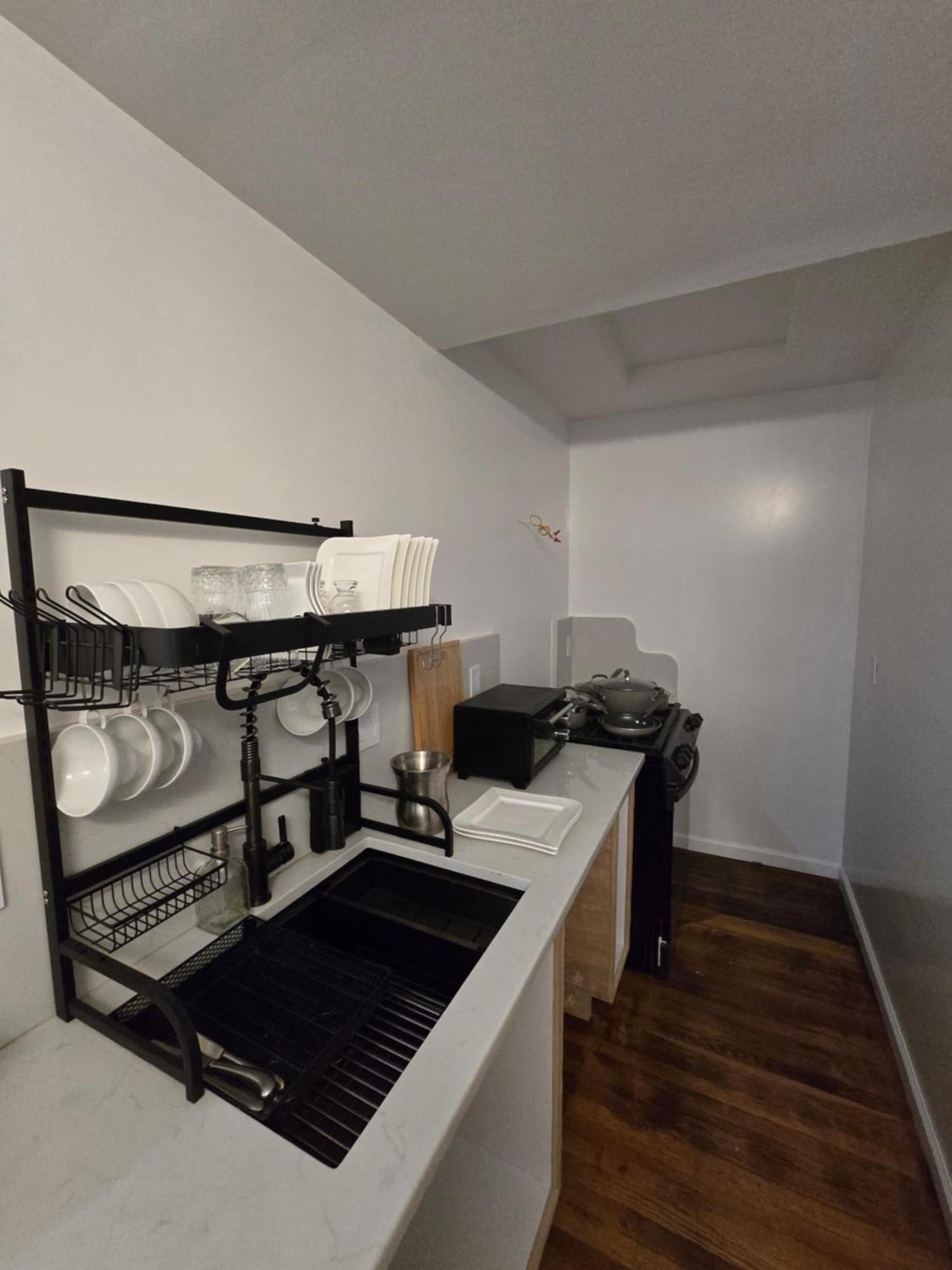 Beautiful Boston Bedroom - New Renovation 外观 照片